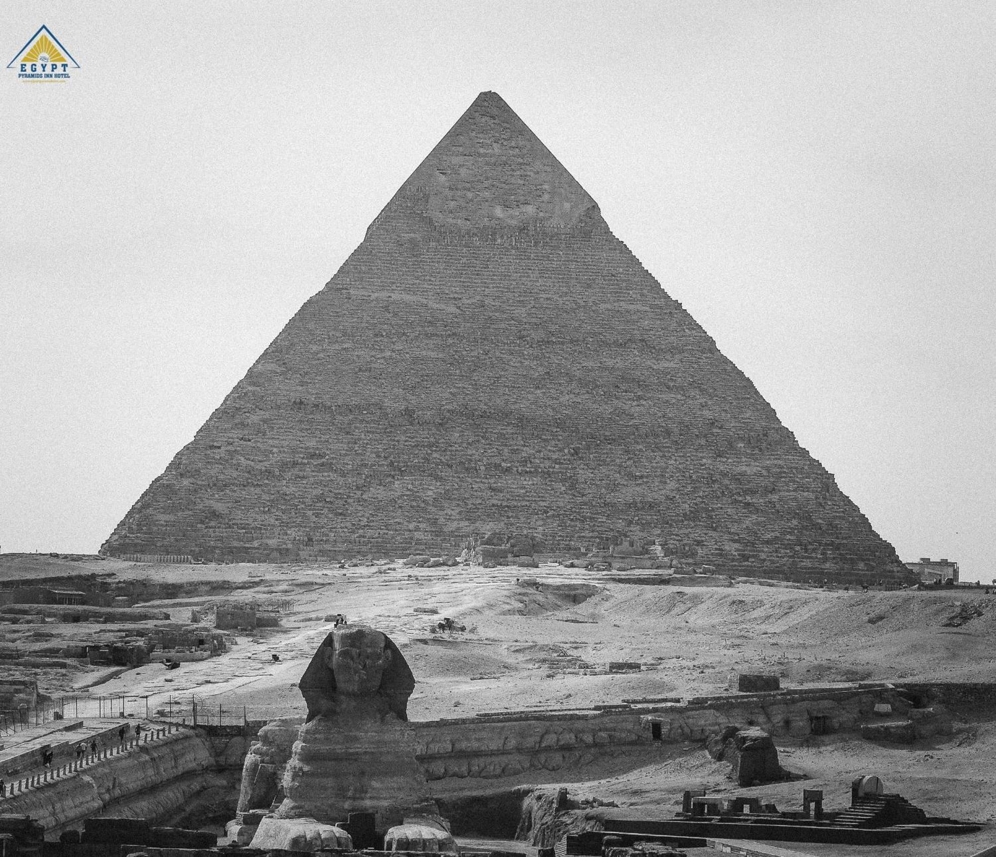 Egypt pyramids inn Kafret el-Gabal Exteriör bild