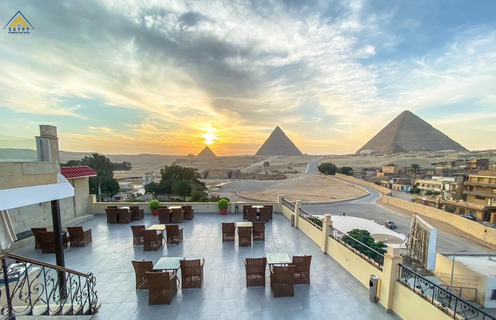 Egypt pyramids inn Kafret el-Gabal Exteriör bild