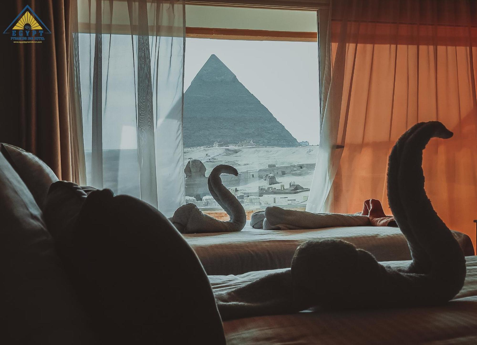 Egypt pyramids inn Kafret el-Gabal Exteriör bild